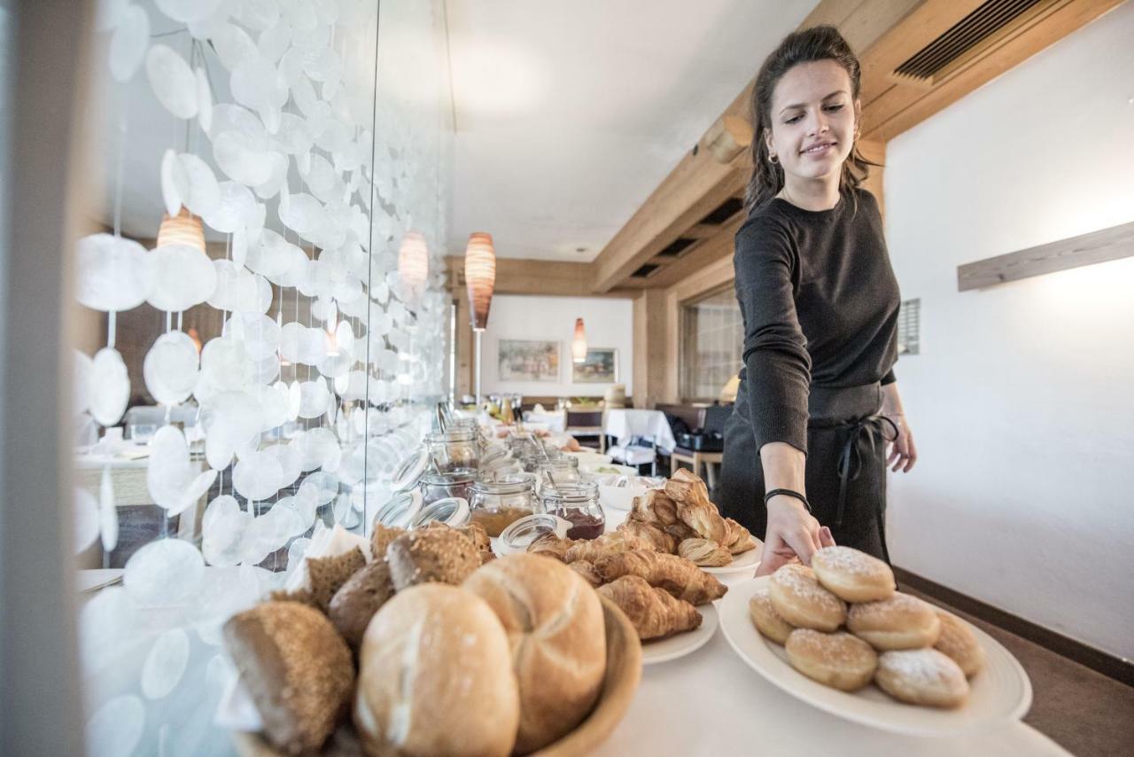 Hotel Krondlhof Brunico Eksteriør bilde